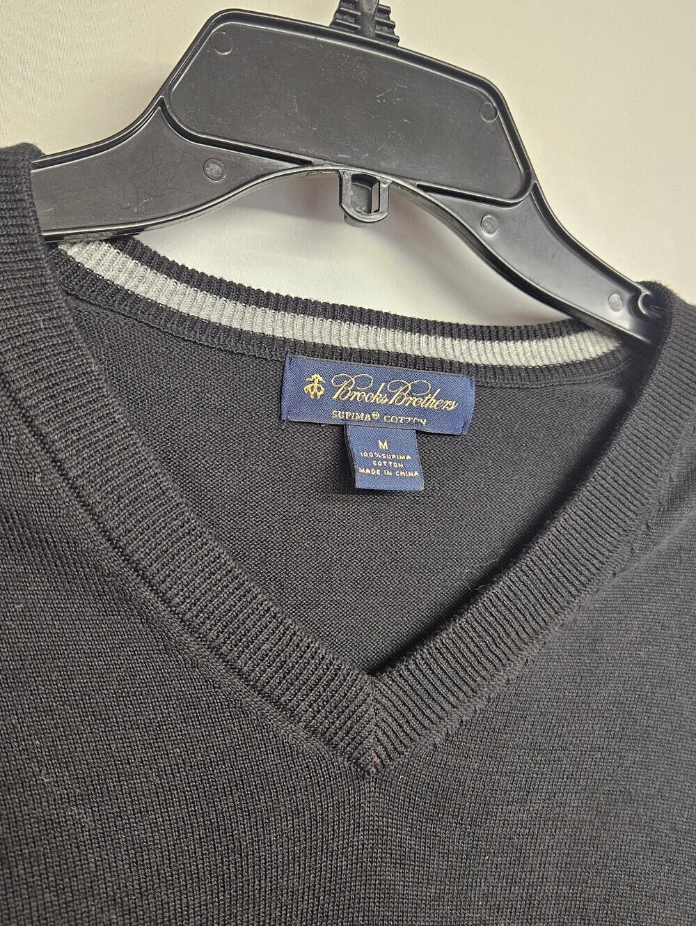 Brooks Brothers 100% Supima Cotton Pullover V-Neck Sweater Black Men's Medium